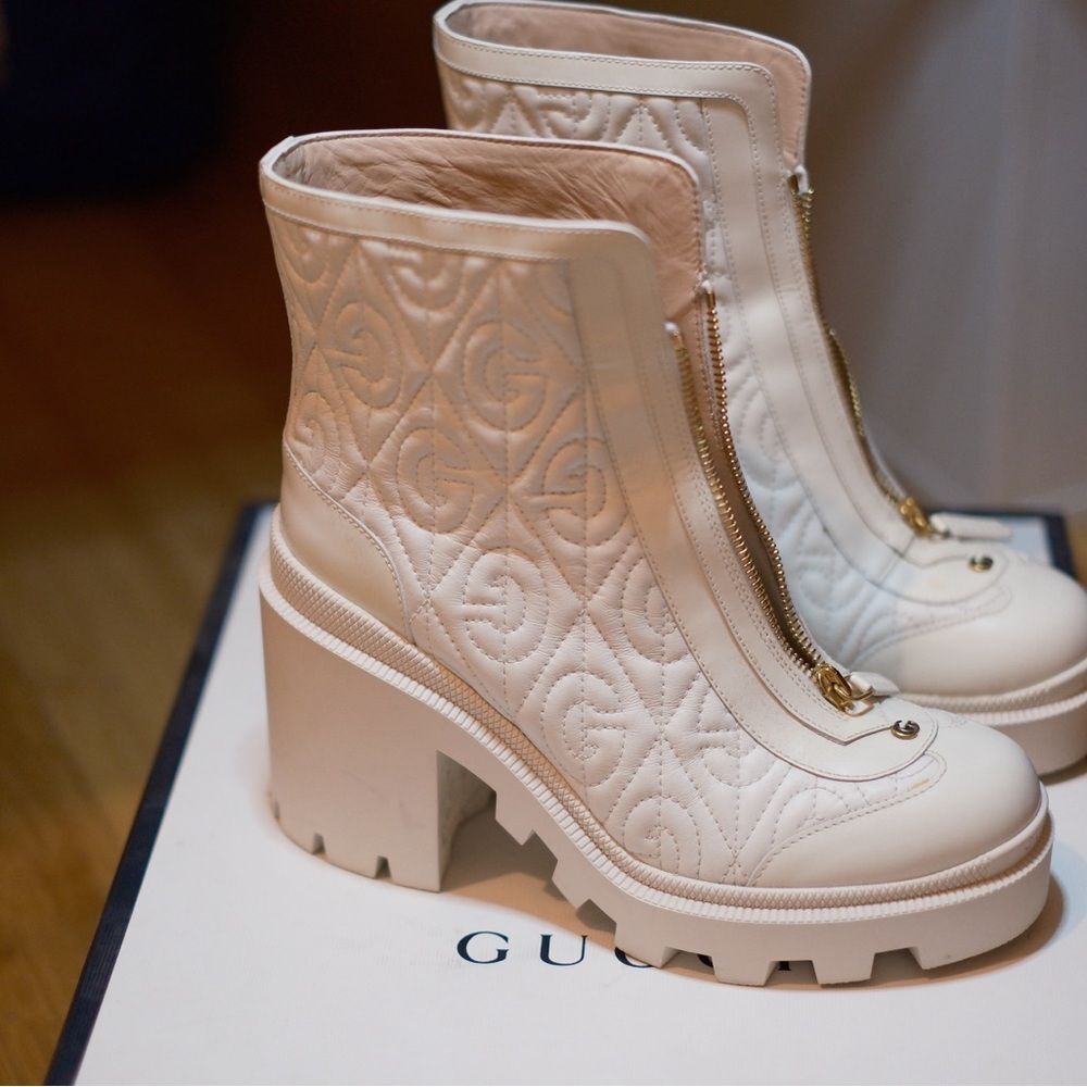 Gucci Cream/white Quilted leather magnum boots